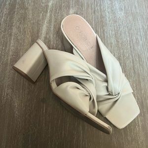 Office London- peep toe knotmule heels sandal slip on color nude size 9M